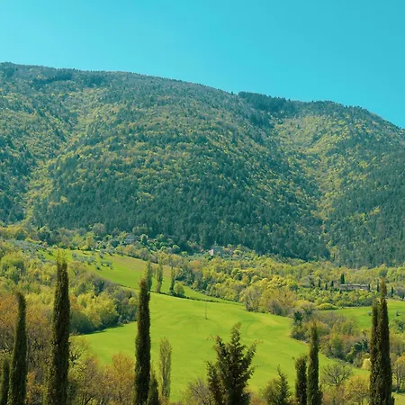 Near And Mount Subasio Tatil Evi